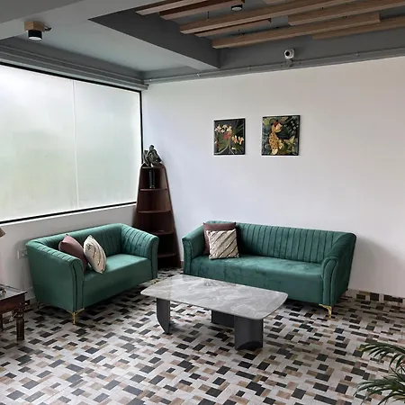 Palladium Luxury Suites Financial District Unit I